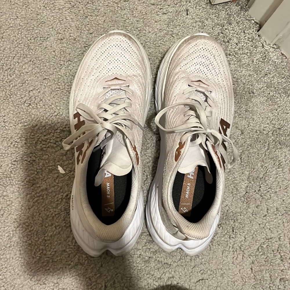 Hoka tennis shoes